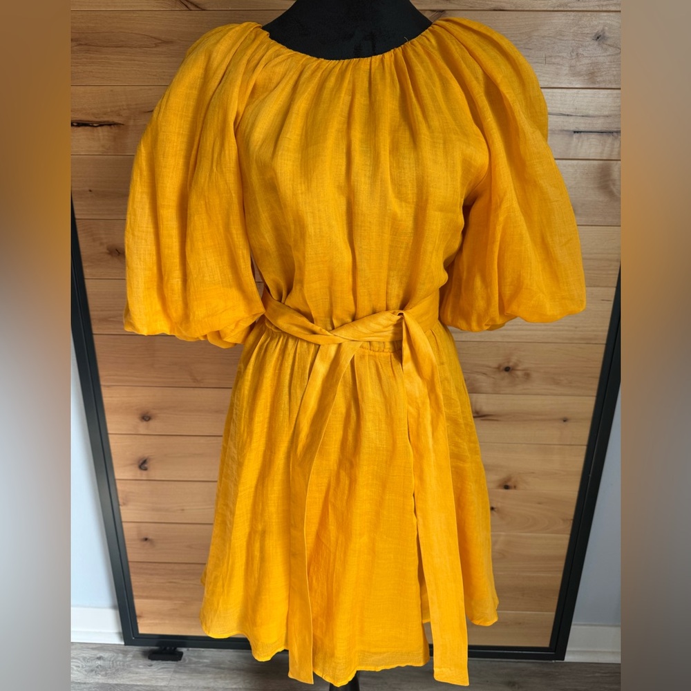 BANANA REPUBLIC Elegant Yellow Puff Sleeve Dress
